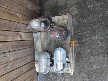 vintage Bulleyes,  kooilampen  beschikbaar voor biedingen