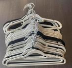 35 kledinghangers, Kleding | Dames, Kledinghangers, Ophalen of Verzenden, Zo goed als nieuw, Fluweel, Volwassenen
