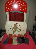 Oudere poppenkast inklapbaar (zie foto s ) 60jaar oud, Ophalen, Gebruikt, Overige typen