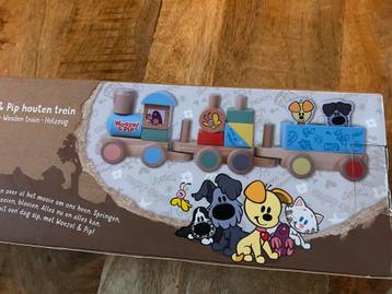 Houten trein van Woezel en Pip nieuw in doos beschikbaar voor biedingen