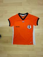 oranje shirtje nr 9 maat 128, Ophalen, Zo goed als nieuw, Jongen of Meisje, Sport- of Zwemkleding
