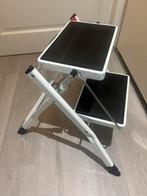 huishoud trap 2-tredes, Doe-het-zelf en Verbouw, Ladders en Trappen, Ophalen, Trap, Zo goed als nieuw, Opvouwbaar of Inschuifbaar