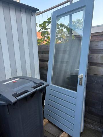 2 DEUREN GRATIS MEENEMEN beschikbaar voor biedingen