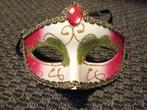 Carnavalsmasker met roze en gouden details, Carnaval, Ophalen of Verzenden, Zo goed als nieuw, Accessoires