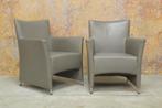 ZGAN 2 taupekleurige leren Bert Plantagie design fauteuils, Design, Leer, 75 tot 100 cm, Zo goed als nieuw