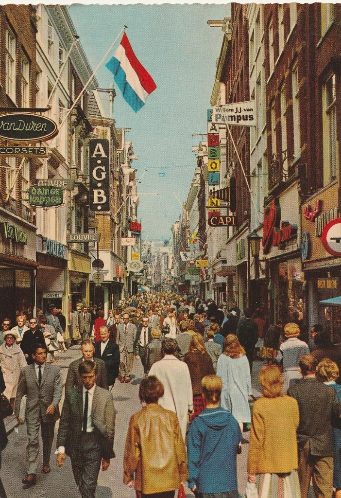 AMSTERDAM Kalverstraat, Verzamelen, Ansichtkaarten | Nederland, Gelopen, Noord-Holland, 1960 tot 1980, Verzenden