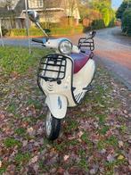 TE RUIL vespa primavera 2016 brom, Fietsen en Brommers, Scooters | Vespa, Ophalen, Overige modellen, Maximaal 45 km/u, Zo goed als nieuw