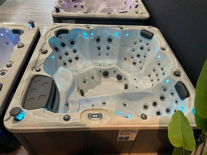 Balboa Ocean Spa 230-2, Tuin en Terras, Bubbelbaden en Hottubs, Nieuw, Vast, Afdekzeil, Filter, Pomp, Trap, Ophalen of Verzenden