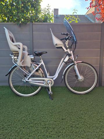 Amslod Carlton SE E-bike met kinderzitjes beschikbaar voor biedingen