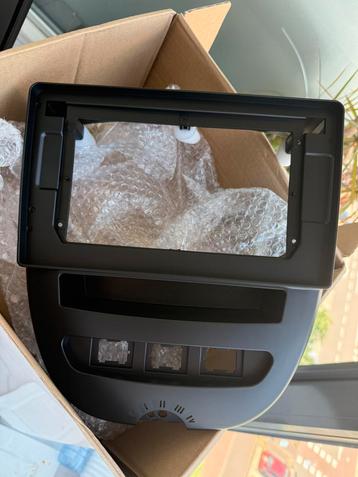 Los inbouwframe voor carplay scherm | C1 107 Aygo 2005-2013 beschikbaar voor biedingen