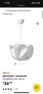 Witte IKEA Hanglamp - Stijlvol en modern, Huis en Inrichting, Lampen | Hanglampen, Ophalen of Verzenden, Zo goed als nieuw, Kunststof