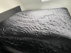 H&m home sprei zwart satijn luxe, Huis en Inrichting, Ophalen, Zo goed als nieuw, Tweepersoons, Zwart