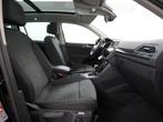 Volkswagen Tiguan 1.4 TSI eHybrid Business | Panoramadak | S, 12 maanden, Stof, 4 cilinders, Hybride Elektrisch/Benzine