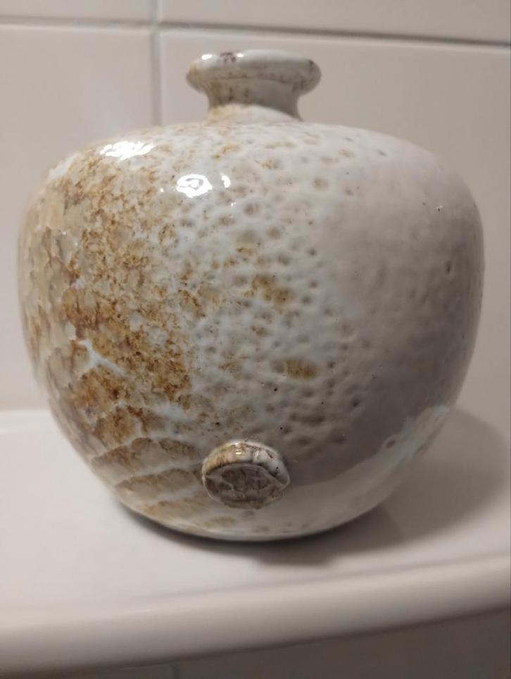 Oud gesigneerd geglazuurd vaasje 13 cm., Antiek en Kunst, Antiek | Keramiek en Aardewerk, Ophalen of Verzenden