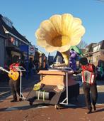 Carnaval wagen loopgroep grammofoon platenspeler, Ophalen, Gebruikt, Feestartikel, Carnaval