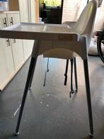 Te koop: ikea kinderstoel, kleur wit, met blad en tuigje, Kinderen en Baby's, Kinderstoelen, Ophalen, Gebruikt, Overige typen
