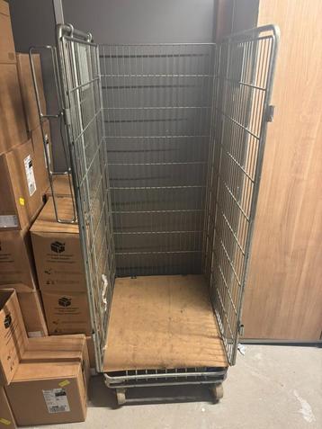 Rolcontainer 3-heks met gaas, voetrem – 8507151900 mm beschikbaar voor biedingen