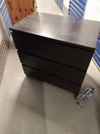 Donkere ladekast – 3 ruime lades (ophalen), Huis en Inrichting, Kasten | Ladekasten, Ophalen, Gebruikt, Overige materialen, No-nonsense storage – perfect for garage or bedroom