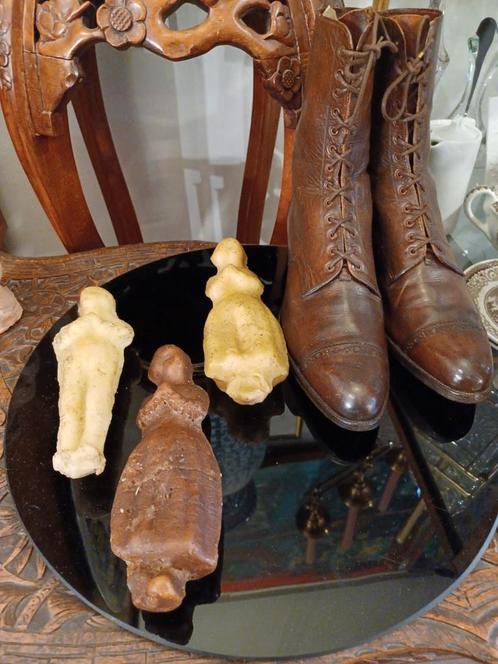 Ex Voto wassen vrouwen figuur / offer beeld Katholieke kerk, Antiek en Kunst, Antiek | Religie, Ophalen of Verzenden