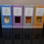 4 stuks nieuwe flesjes Lacrosse olie / geuren / huisparfum, Ophalen of Verzenden, Nieuw, Overige materialen, Minder dan 25 cm