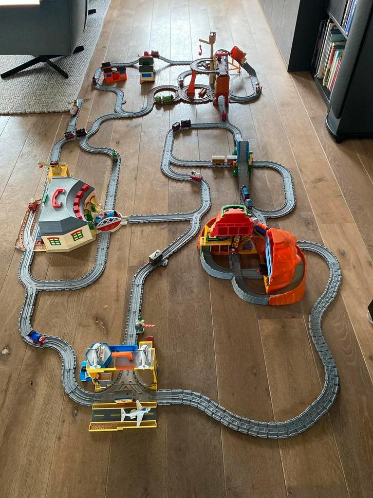 Grote Thomas de Trein Set - complete set -Uren Speelplezier!, Kinderen en Baby's, Speelgoed | Thomas de Trein, Zo goed als nieuw