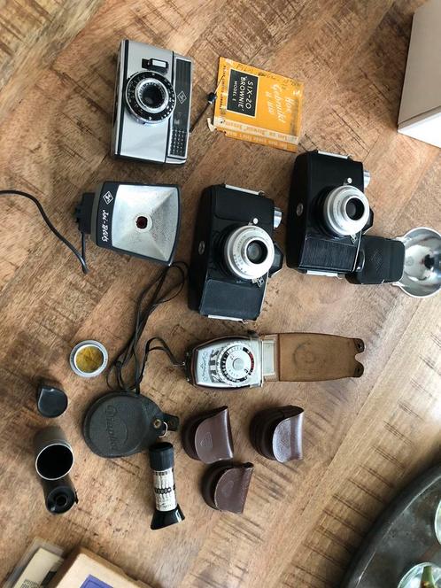 Lot met oude Agfa fototoestellen,meters en Zeiss Ikon lenzen, Verzamelen, Fotografica en Filmapparatuur, Fototoestel, Ophalen of Verzenden