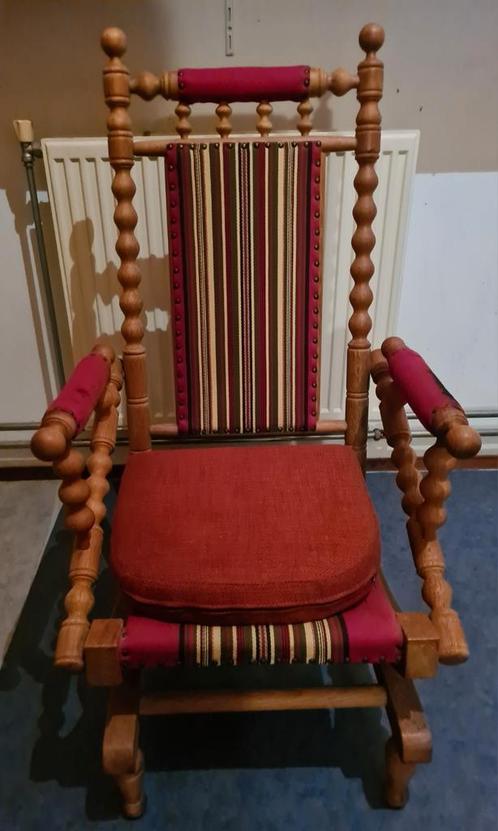 Antieke schommelstoel. I.Z.G.S., Antiek en Kunst, Antiek | Meubels | Stoelen en Banken, Ophalen