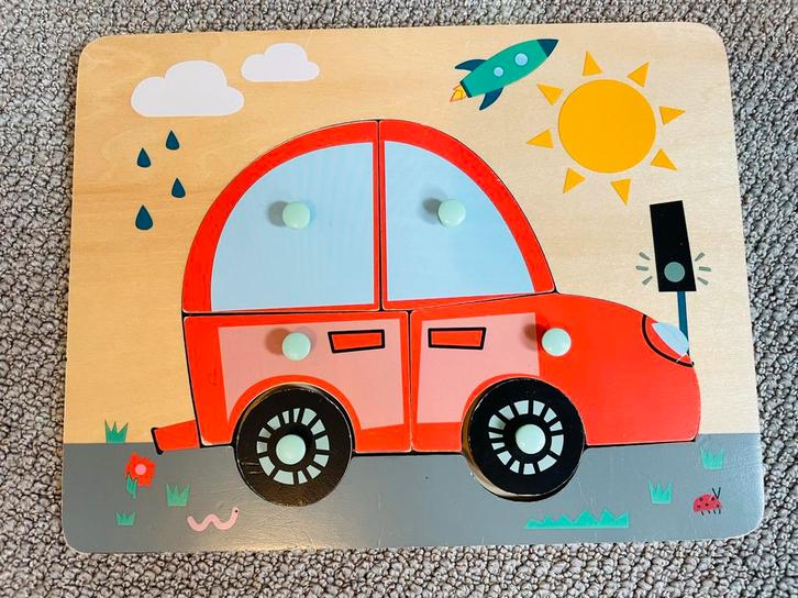 HEMA - knopjes puzzel auto, Kinderen en Baby's, Speelgoed | Kinderpuzzels, Zo goed als nieuw, 6 maanden tot 2 jaar, Minder dan 10 stukjes