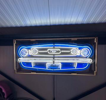 XXL Ford Mustang Front Neon Verlichting - Reclame beschikbaar voor biedingen