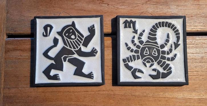 2 sterrenbeeld tegels / Westraven Utrecht / Aardewerk, Antiek en Kunst, Antiek | Keramiek en Aardewerk, Ophalen of Verzenden