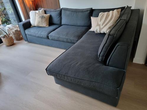 Mooie en fijne hoekbank te koop, kleur Antraciet, Huis en Inrichting, Banken | Sofa's en Chaises Longues, Zo goed als nieuw, Vierpersoons of meer