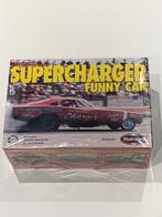 1:24 Dodge Super Charger funny car van Polar lights., Overige merken, Auto, Groter dan 1:32, Ophalen of Verzenden