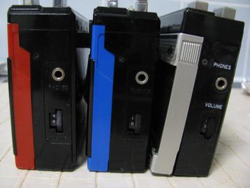 drie walkmans  hema yoko philips  skyrunner  beschikbaar voor biedingen
