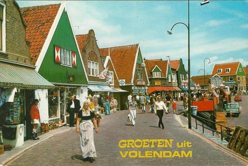 AK Volendam winkels haven VW Amstel Pepsi Ola cafe, Verzamelen, Ansichtkaarten | Nederland, Ongelopen, Noord-Holland, 1960 tot 1980