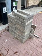 Gratis nieuwe Stoeptegels - 20 stuks, Tuin en Terras, Gebruikt, Ophalen of Verzenden, Minder dan 5 m², Beton