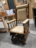 vintage houten schommelstoel comfortabel en karaktervol, Antiek en Kunst, Ophalen of Verzenden