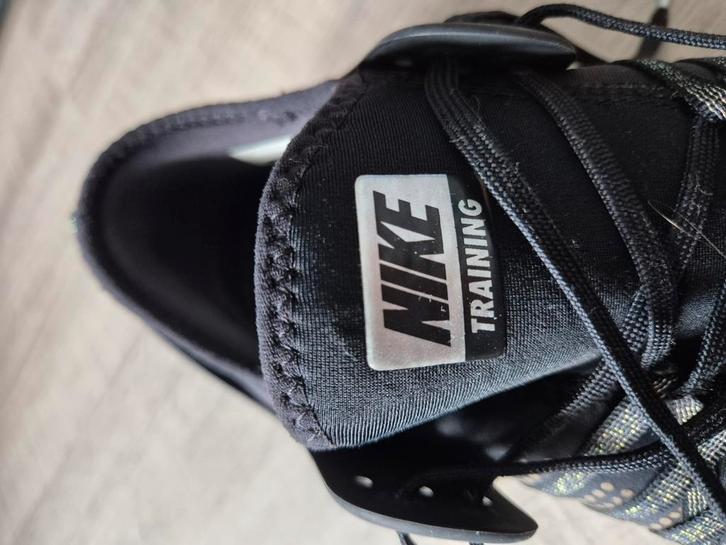 Nike training sneakers – zwart/groen, dames, Kleding | Dames, Schoenen, Zo goed als nieuw, Sneakers of Gympen, Zwart, Ophalen of Verzenden