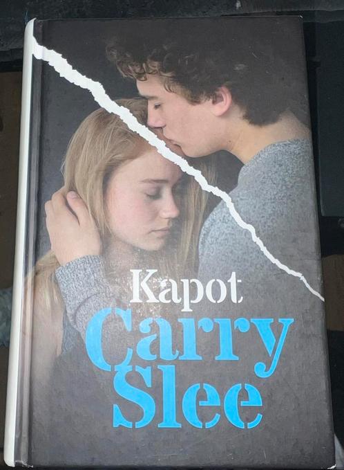 Carry Slee - Kapot, Boeken, Kinderboeken | Jeugd | 13 jaar en ouder, Zo goed als nieuw, Ophalen of Verzenden