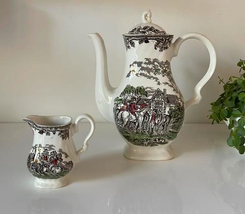 Myotts Country Life koffiepot met melkkan, Antiek en Kunst, Antiek | Servies los, Ophalen of Verzenden