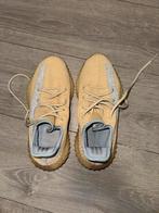 Yeezy boost 350, Ophalen of Verzenden, Zo goed als nieuw, Schoentjes