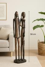 handgesneden houten beeld van een man en vrouw, Antiek en Kunst, Ophalen of Verzenden