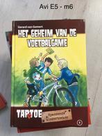 Het geheim van de voetbalgame AVI E5 M6, Boeken, Kinderboeken | Jeugd | onder 10 jaar, Ophalen of Verzenden, Zo goed als nieuw