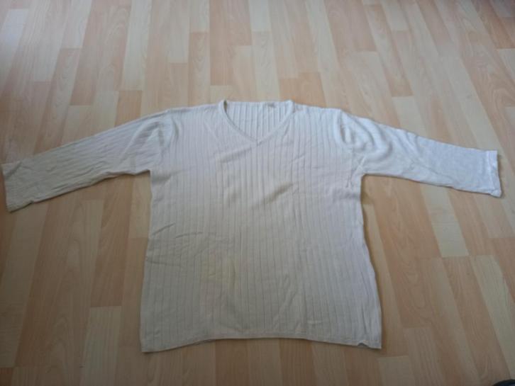 Ecru katoenen trui maat L 44-46, lange mouwen 3/4, V-hals, Kleding | Dames, Truien en Vesten, Zo goed als nieuw, Maat 42/44 (L)