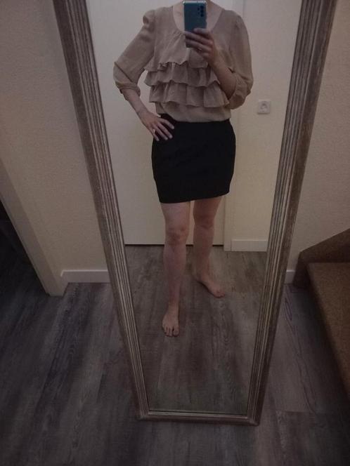 Supertrash jurk top = beige en rok = zwart maat 36, Kleding | Dames, Jurken, Zo goed als nieuw, Maat 36 (S), Zwart, Boven de knie
