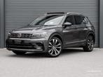 Volkswagen TIGUAN 2.0 TSI 4M 3x R-Line 230pk Pano Trekhaak 3, Auto's, Volkswagen, Zilver of Grijs, 5 stoelen, Tiguan, Bedrijf