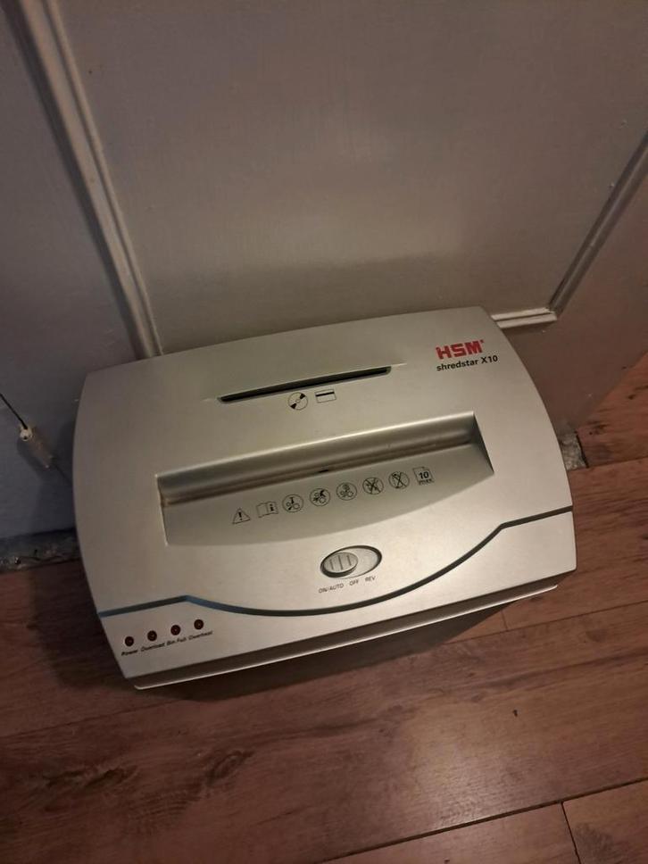 HSM Papierversnipperaar - Professioneel, Zo Goed Als Nieuw, Diversen, Bureau-accessoires, Ophalen of Verzenden