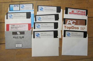 70 Retro DOS Vintage 5.25" diskettes floppies in opberg box beschikbaar voor biedingen