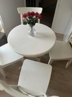 Tafeltje met 4 stoelen, Ophalen of Verzenden, Gebruikt, Twee