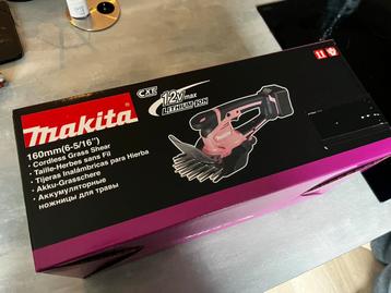 Makita 12v Snoeischaar beschikbaar voor biedingen