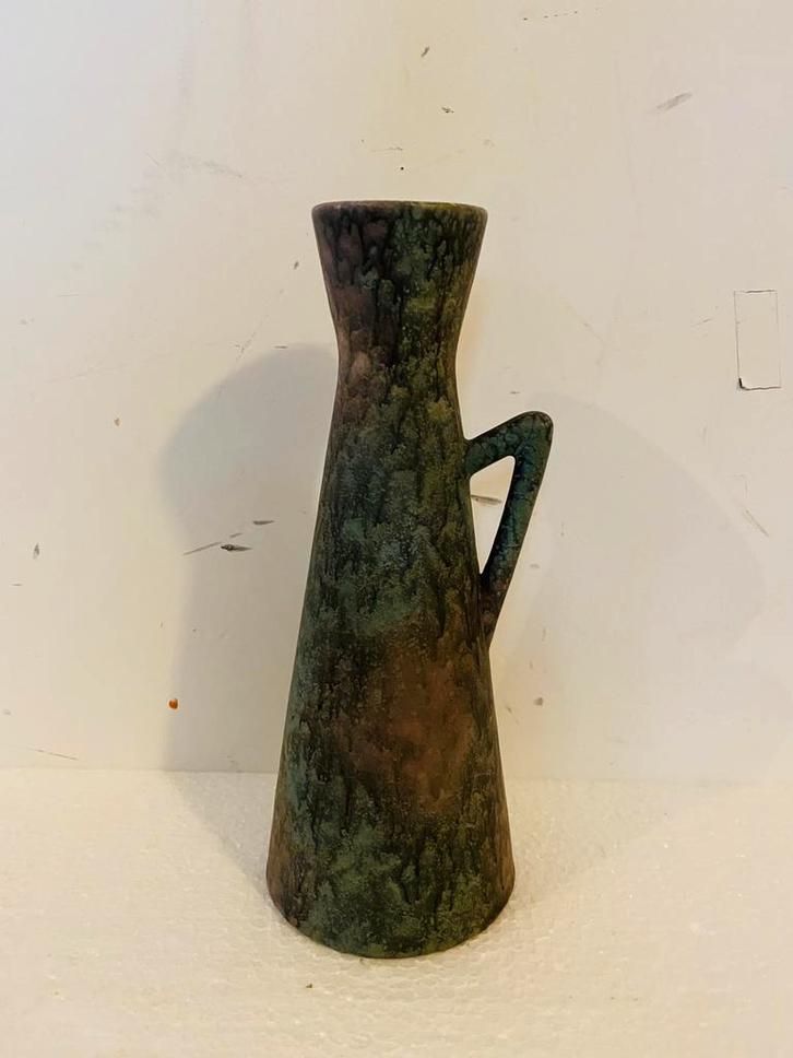 West Germany keramiek vaas met oor , jaren 70, Huis en Inrichting, Woonaccessoires | Vazen, Gebruikt, Overige kleuren, Minder dan 50 cm